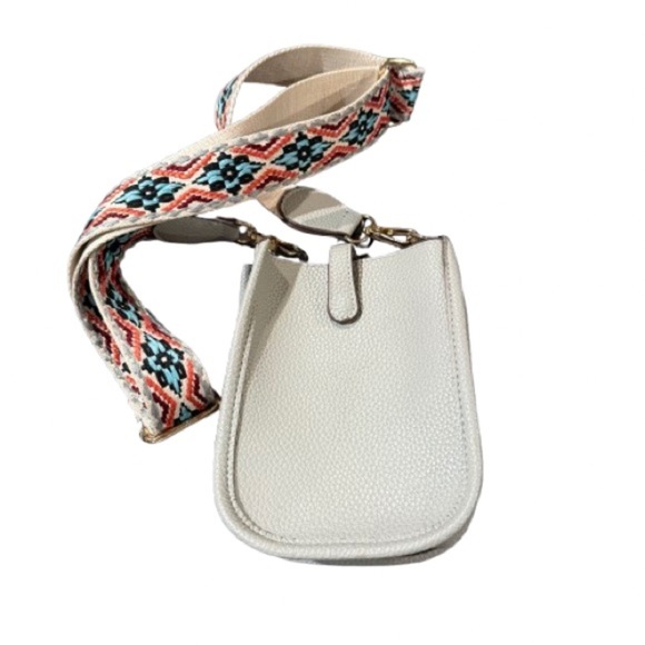 Light Gray Leather-Look Crossbody Bag Boho Embroidered Strap Festival Style 6x4 - Picture 4 of 4